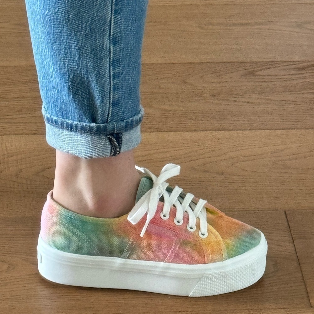 🏳️🌈 EUC PRIDE TIE-DYE SUPERGA 2790 Platform - Size 37.5 (Fits is 7.5) 🏳️🌈 - Picture 9 of 10